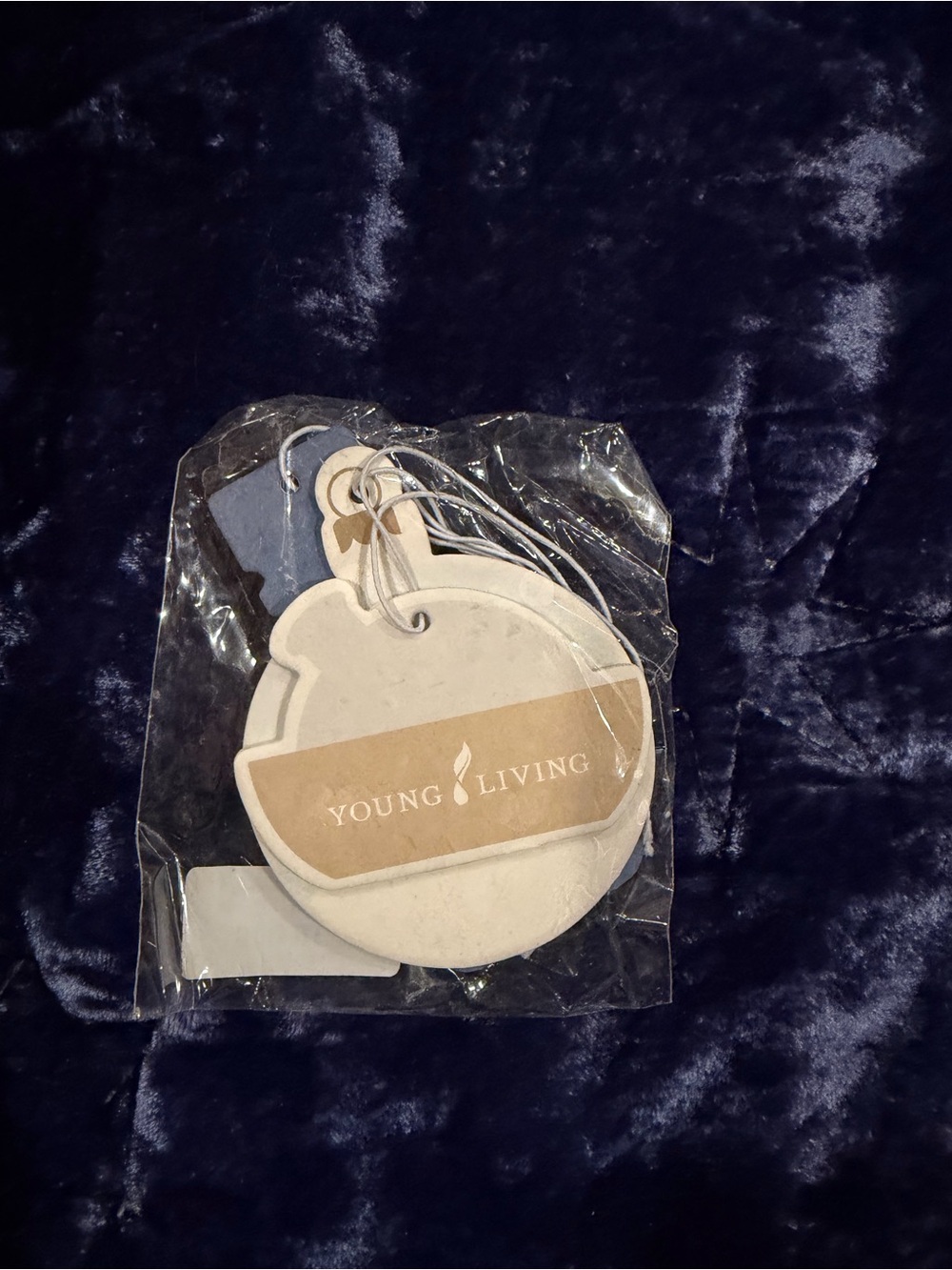 Young Living Holiday Tree Scented Disc - White & Green